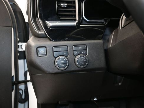 Certified 2025 Chevrolet Silverado 2500 LT w/ Convenience Package image 13