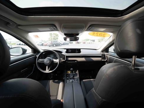 Used 2025 MAZDA CX-50 AWD 2.5 S w/ Premium Package image 19