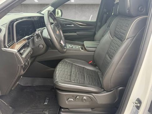Used 2023 Cadillac Escalade Sport Platinum image 19