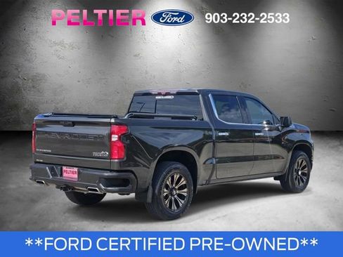 Used 2021 Chevrolet Silverado 1500 High Country w/ Technology Package AWD/4WD image 6