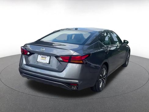 Used 2026 Nissan Altima 2.5 SV FWD image 12