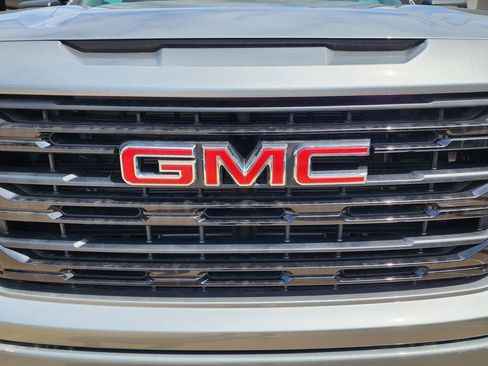 New 2026 GMC Sierra 1500 Elevation AWD/4WD image 10