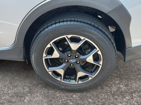 Used 2019 Subaru Crosstrek 2.0i Premium w/ Moonroof Package AWD/4WD image 15