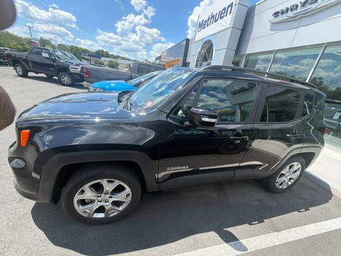 Used 2023 Jeep Renegade Limited AWD/4WD image 1