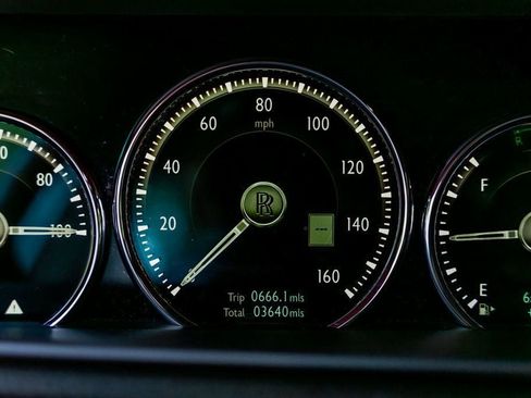 Used 2021 Rolls-Royce Cullinan Sport Utility image 66