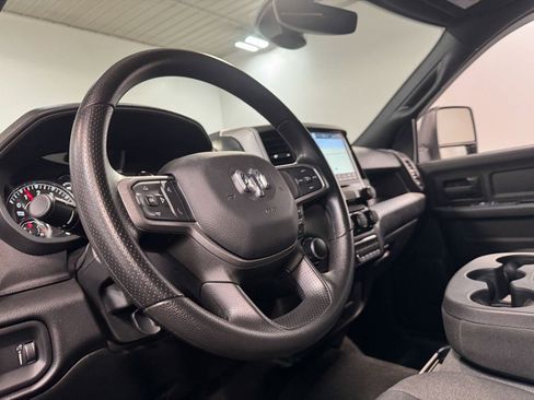 Used 2024 RAM 2500 Tradesman w/ Chrome Appearance Group image 72