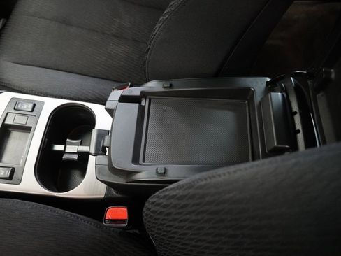 Used 2012 Subaru Outback 2.5i image 23