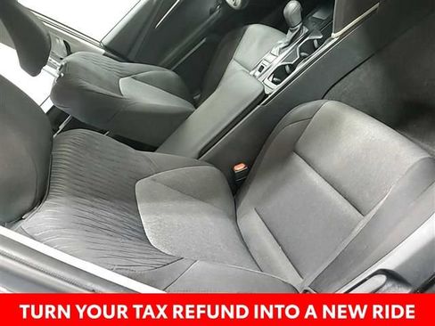 Used 2025 Toyota Camry LE image 21