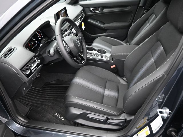 Certified 2025 Honda Civic Sport image 9