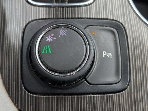 Used 2019 GMC Acadia SLT FWD image 22