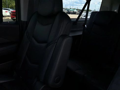 Used 2019 Cadillac Escalade ESV Premium Luxury AWD/4WD image 29