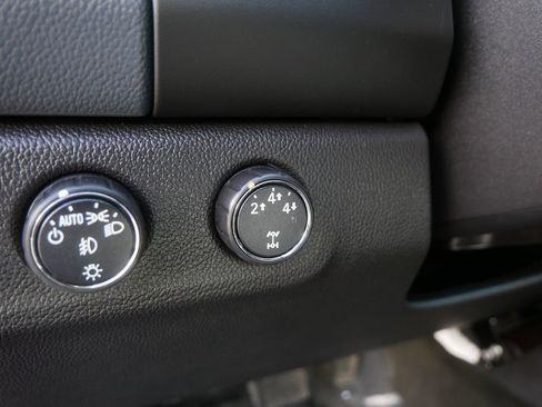 Used 2015 Chevrolet Colorado Z71 image 18