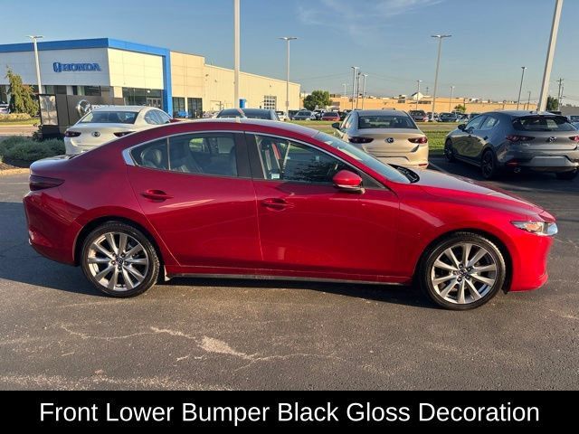Used 2020 MAZDA MAZDA3 Sedan w/ Preferred Package FWD image 6