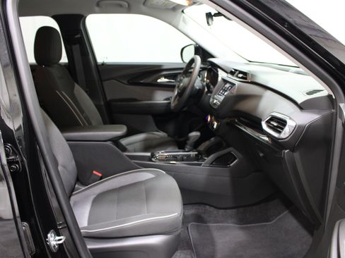 Used 2023 Chevrolet TrailBlazer LT FWD image 25