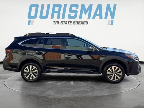 Certified 2025 Subaru Outback Premium w/ Popular Package #1A image 7
