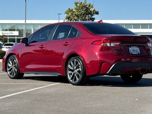 Used 2022 Toyota Corolla SE FWD image 6