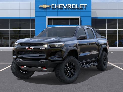New 2026 Chevrolet Colorado ZR2 w/ Midnight Edition AWD/4WD image 6