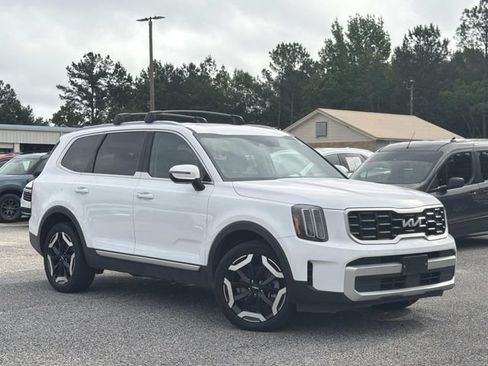 Used 2025 Kia Telluride S AWD/4WD image 12