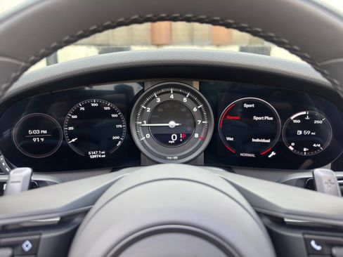 Used 2021 Porsche 911 Carrera S RWD image 18