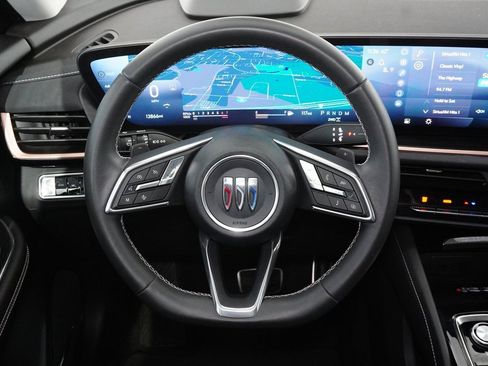 Used 2025 Buick Envision Sport Touring image 18