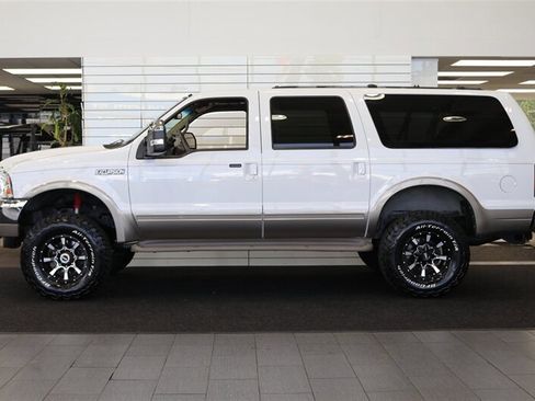 Used 2000 Ford Excursion Limited AWD/4WD image 4