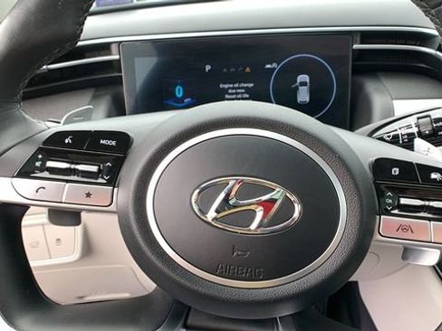 Used 2023 Hyundai Tucson Limited AWD/4WD image 15