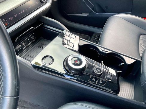 Used 2023 Kia Sportage X-Line image 16