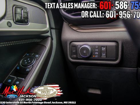 Used 2020 Ford Explorer Limited image 24