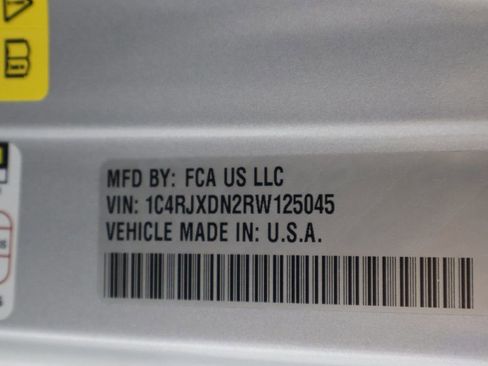 Used 2024 Jeep Wrangler Willys image 18