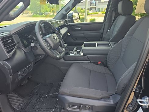 New 2026 Toyota Tundra SR5 AWD/4WD image 12
