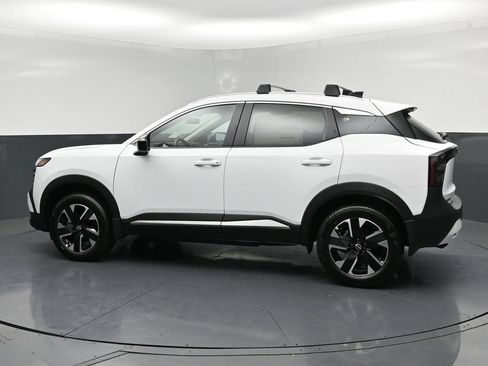 New 2026 Nissan Kicks SV w/ Cold Weather Package AWD/4WD image 26