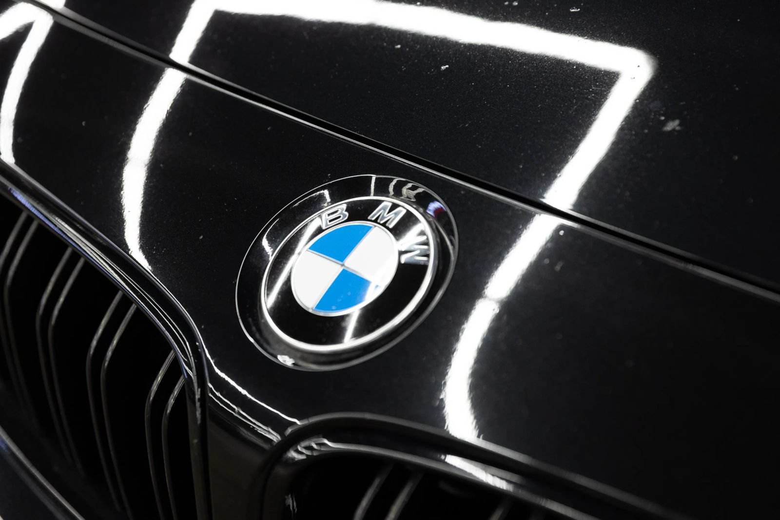 Used 2019 BMW M4 CS w/ Executive Package RWD image 6