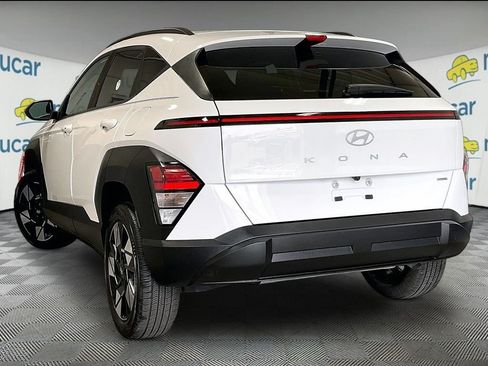 Used 2024 Hyundai Kona SEL AWD/4WD image 4