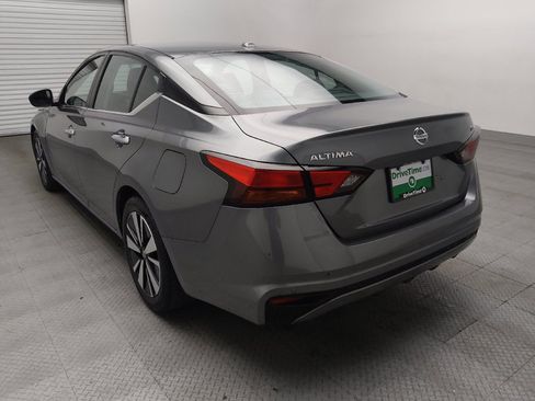 Used 2021 Nissan Altima 2.5 SV FWD image 5