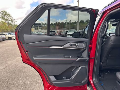 New 2026 Ford Explorer ST image 31