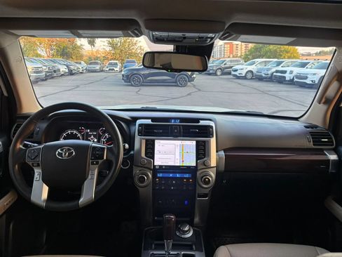 Used 2021 Toyota 4Runner Limited AWD/4WD image 14