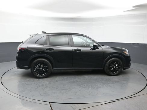 Certified 2024 Honda HR-V Sport image 7