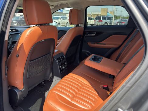 Used 2020 Jaguar F-PACE Portfolio AWD/4WD image 4