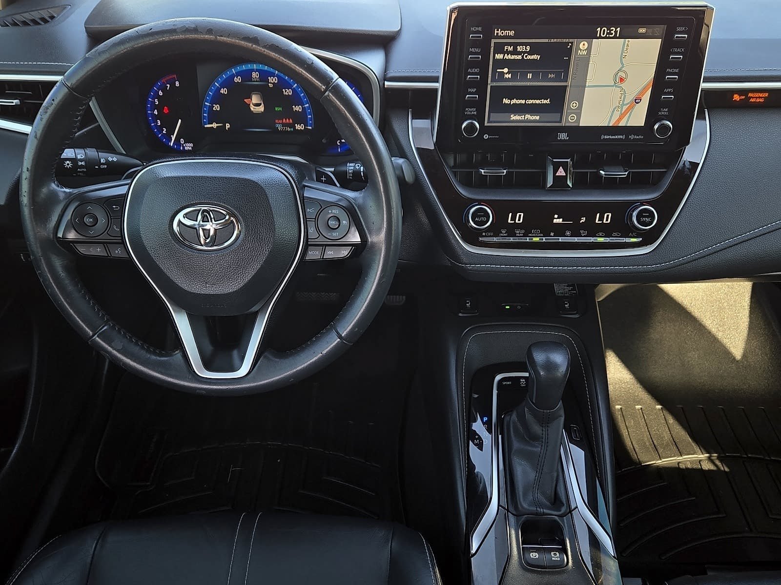 Used 2019 Toyota Corolla XSE FWD image 11