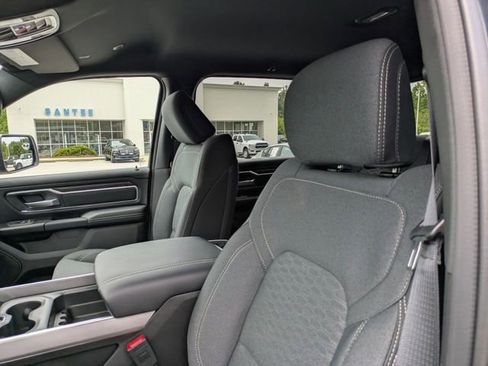 New 2026 RAM 1500 4x4 Crew Cab image 14