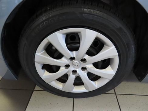 Used 2024 Toyota Corolla LE image 15