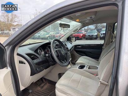 Used 2013 Dodge Grand Caravan SXT