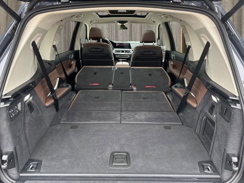 Used 2020 BMW X7 xDrive50i w/ Cold Weather Package image 41