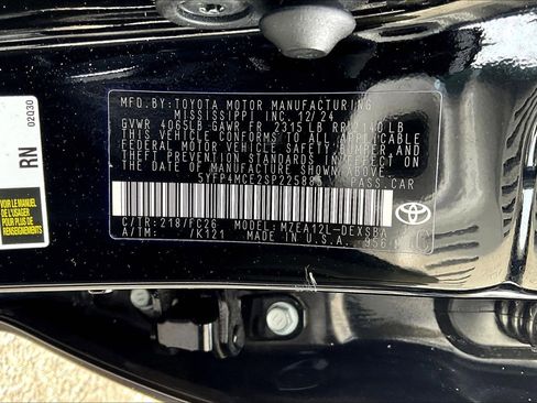 Used 2025 Toyota Corolla SE image 11