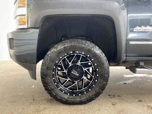 Used 2019 Chevrolet Silverado 2500 High Country w/ Duramax Plus Package image 11