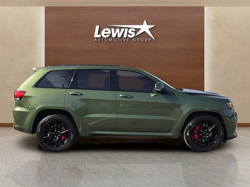 Used 2021 Jeep Grand Cherokee SRT image 5