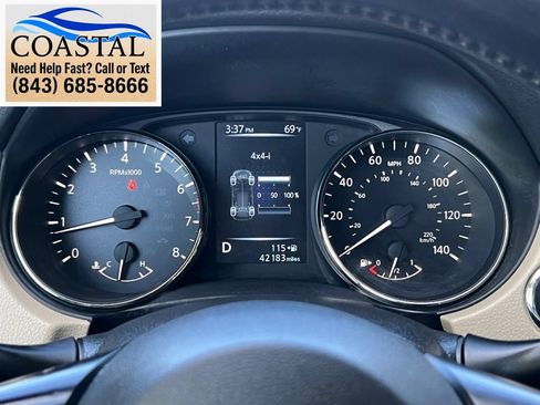 Used 2017 Nissan Rogue SL AWD/4WD image 27