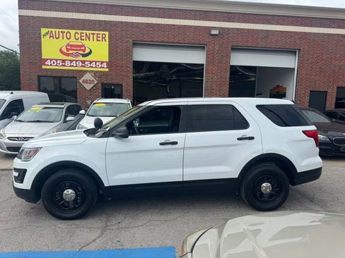 Used 2019 Ford Explorer 4WD Police Interceptor image 2