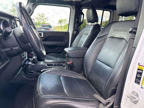 Used 2021 Jeep Wrangler Unlimited Sahara w/ Cold Weather Group image 14