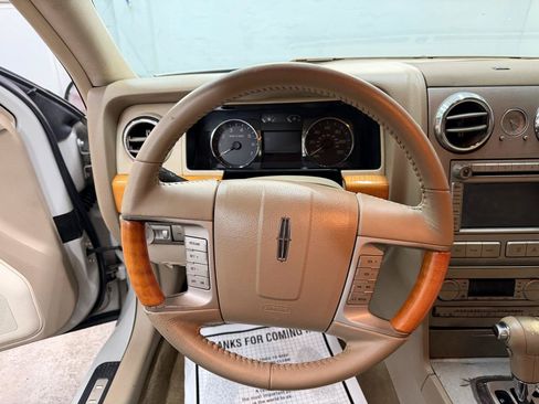 Used 2008 Lincoln MKZ AWD image 19